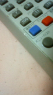 �������イ��