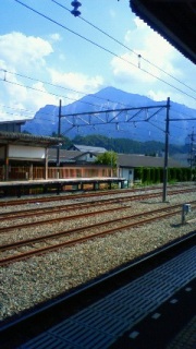 ������҂�